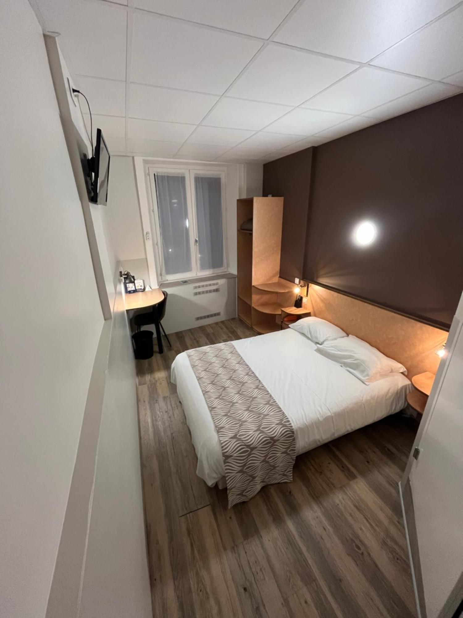 Nouvel Hotel Lons-le-Saunier Ngoại thất bức ảnh