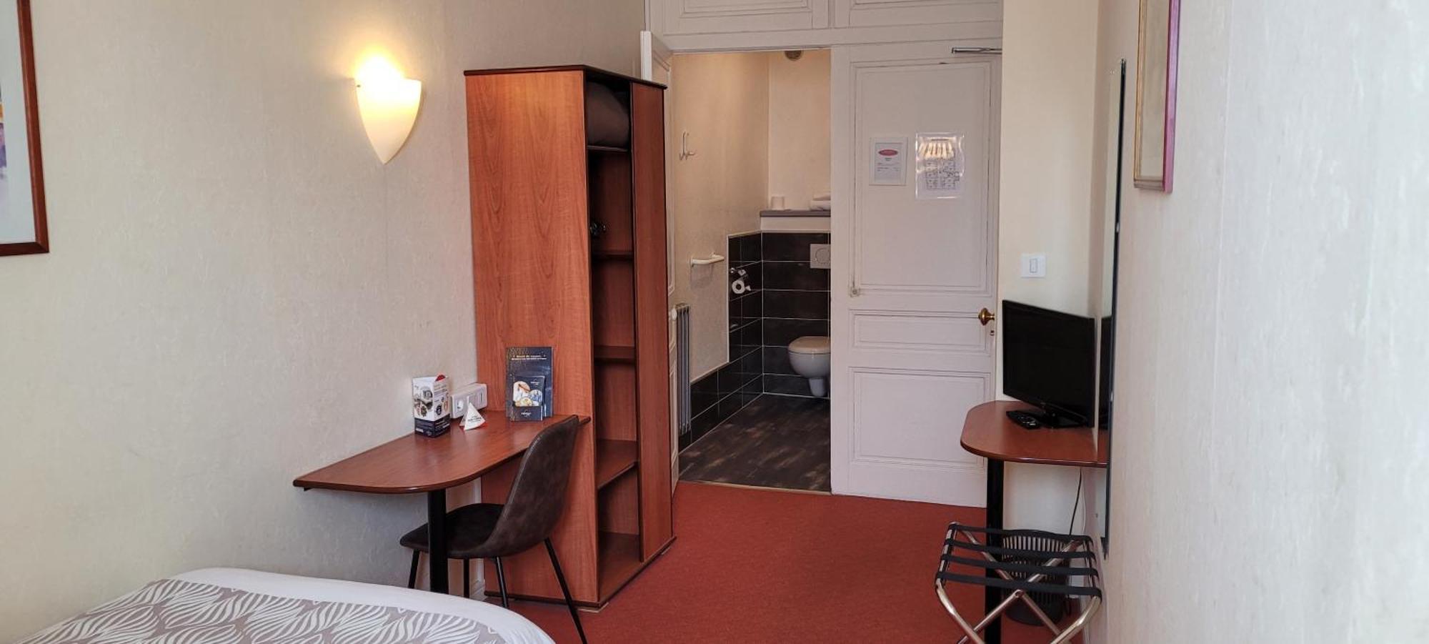 Nouvel Hotel Lons-le-Saunier Ngoại thất bức ảnh
