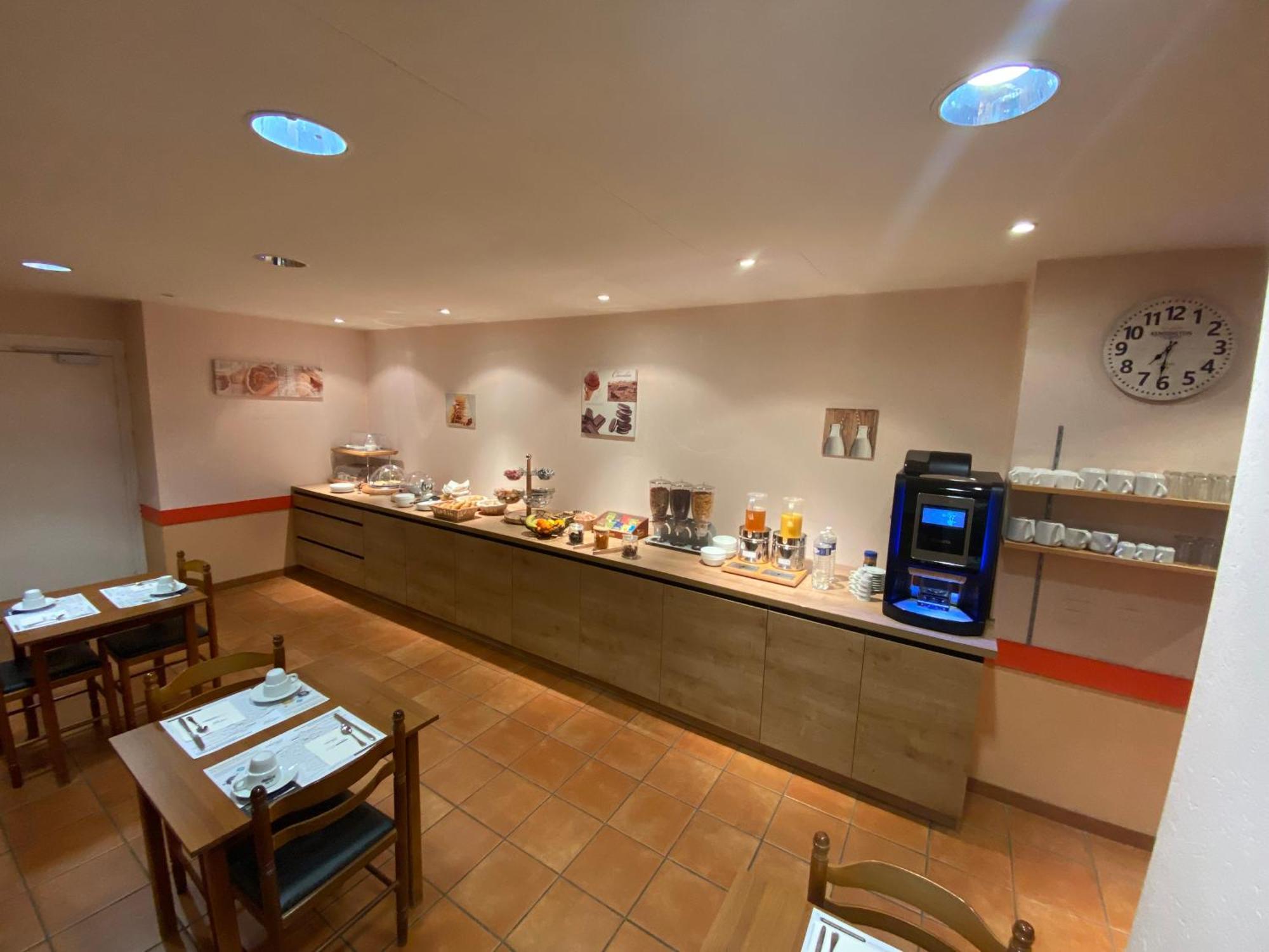 Nouvel Hotel Lons-le-Saunier Ngoại thất bức ảnh