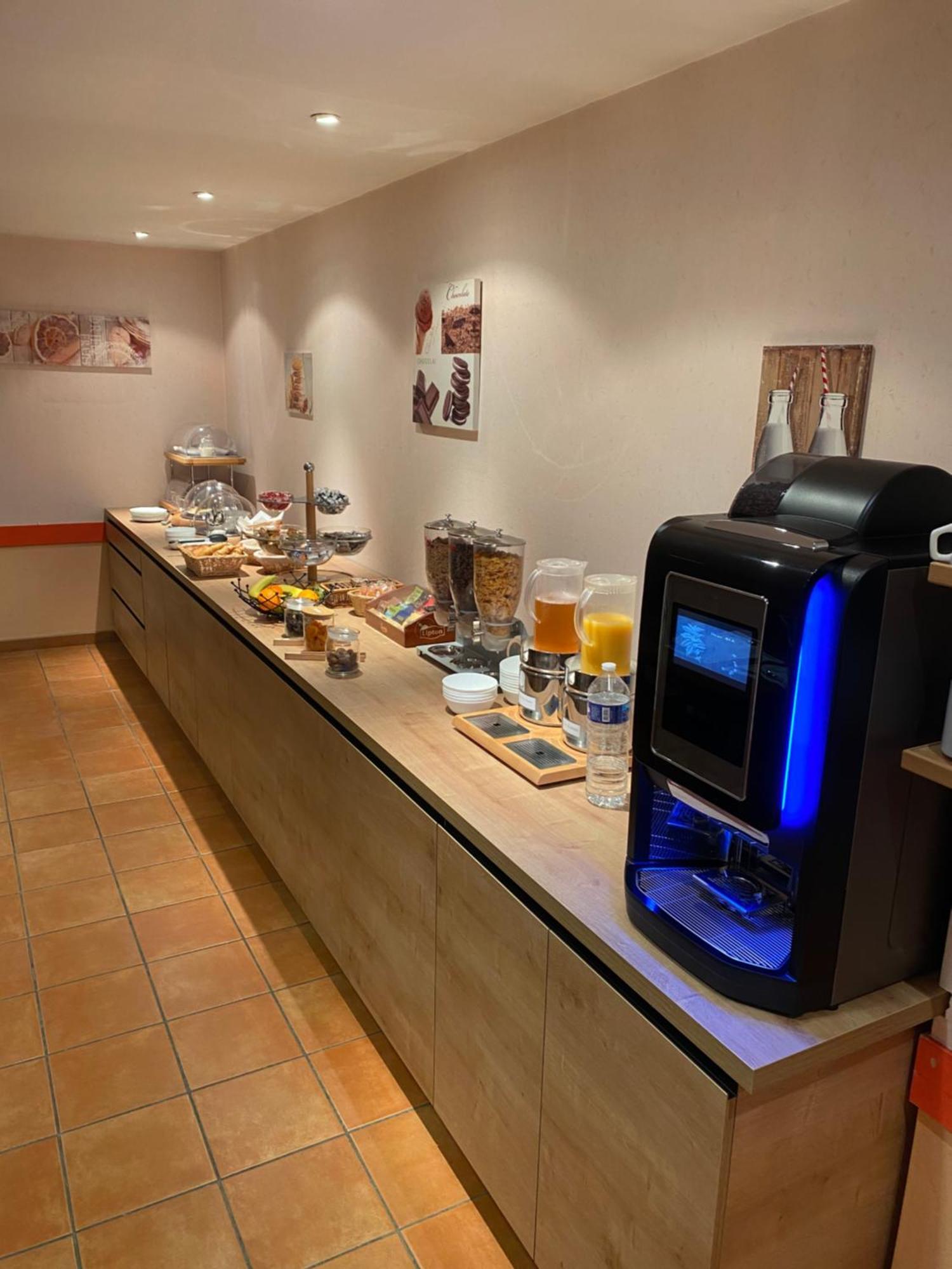 Nouvel Hotel Lons-le-Saunier Ngoại thất bức ảnh